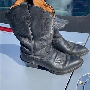 Black Ariat boots women’s size 7
